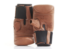 Load image into Gallery viewer, PRO DELUXE TAN LEATHER BAG GLOVES
